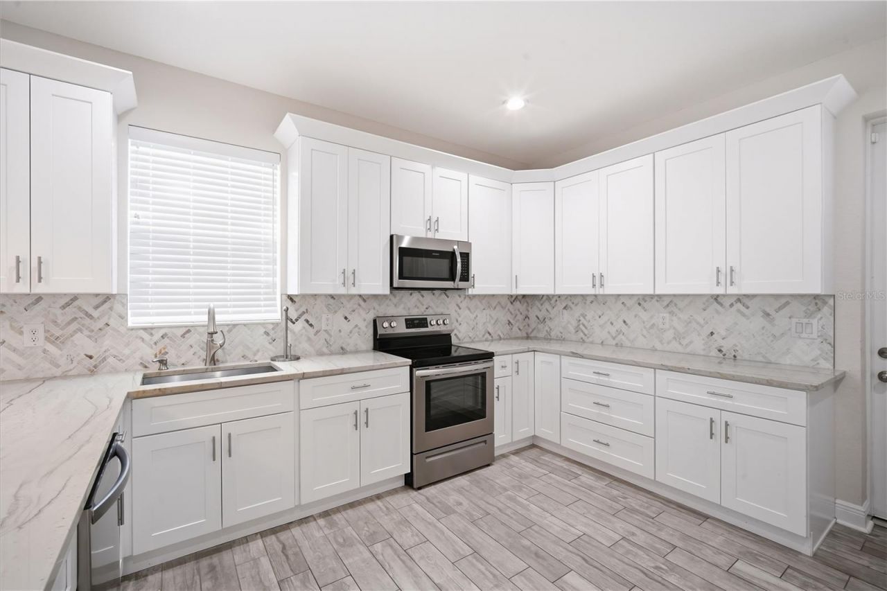 2904 Banza Street, Tampa, FL 33605 Photo