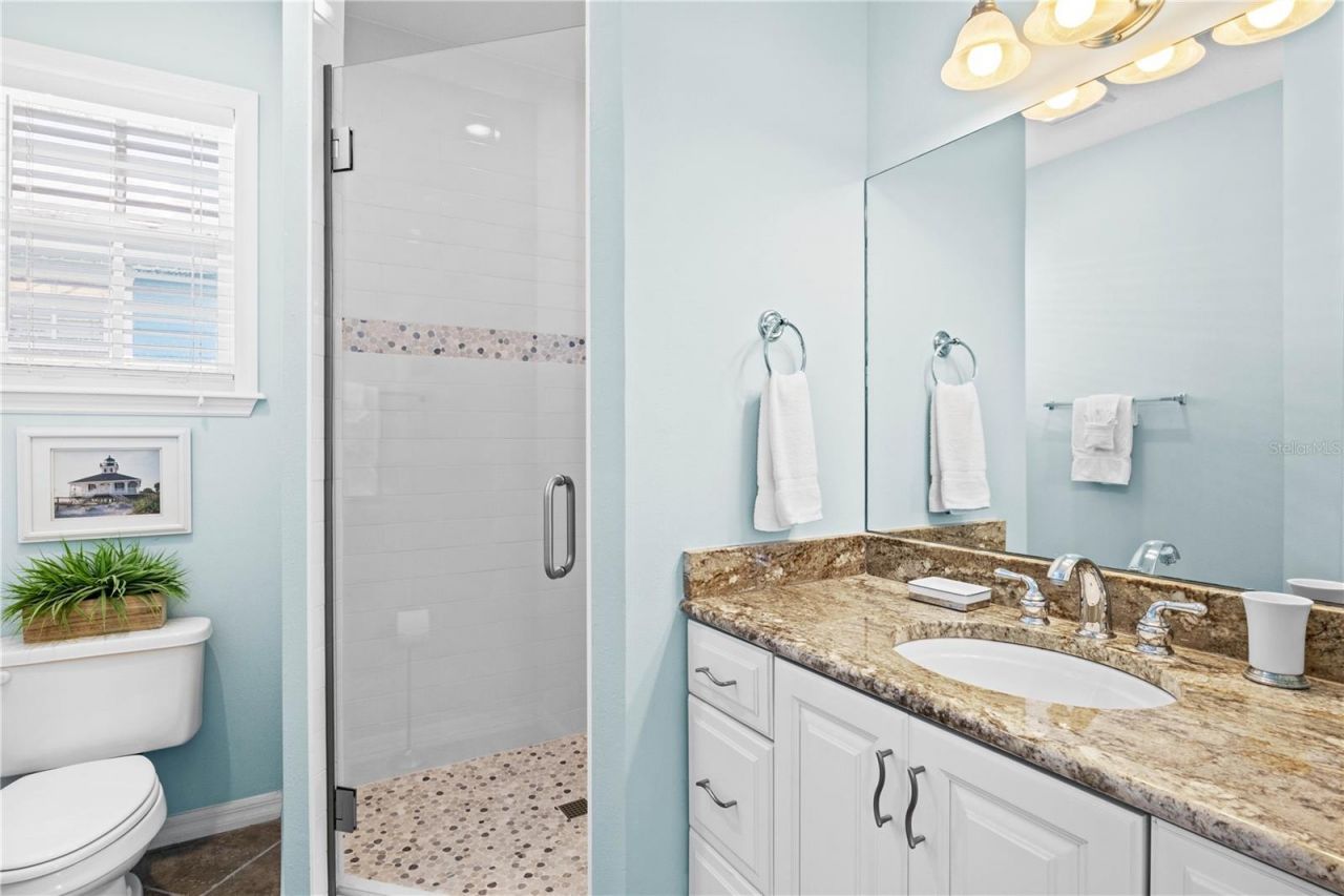 7005 Holmes Boulevard, Holmes Beach, FL 34217 Photo