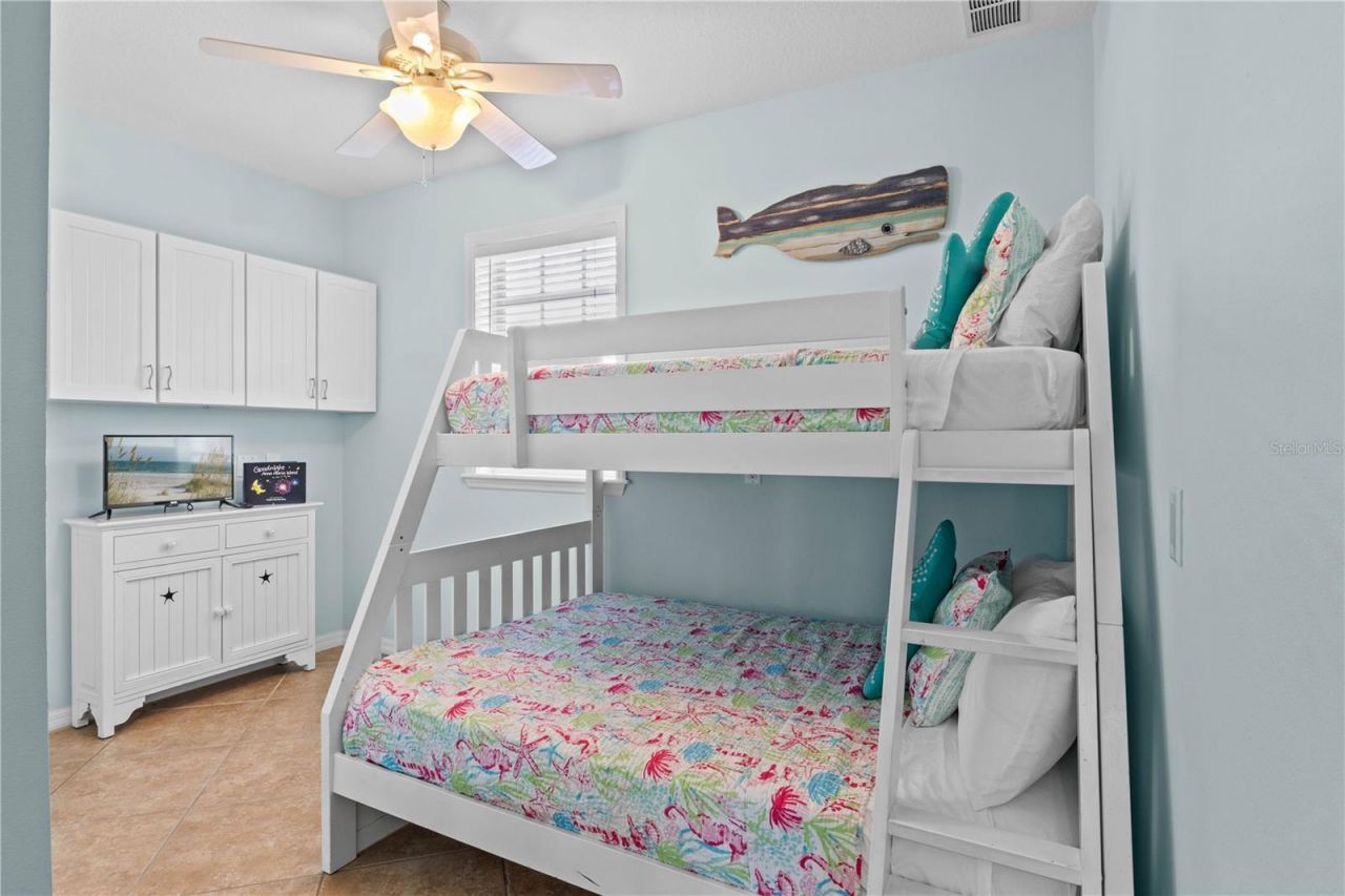 7005 Holmes Boulevard, Holmes Beach, FL 34217 Photo