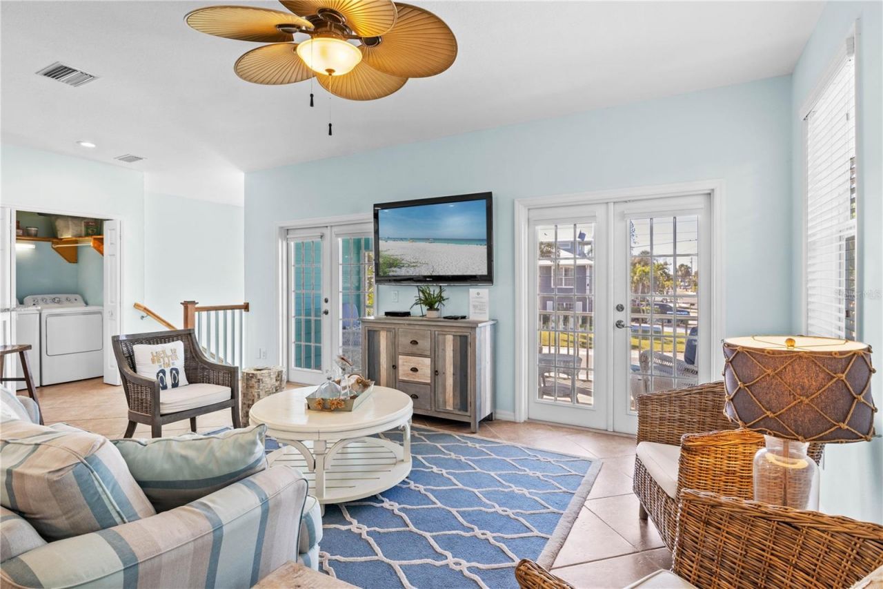 7005 Holmes Boulevard, Holmes Beach, FL 34217 Photo