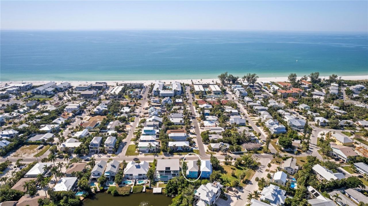 7005 Holmes Boulevard, Holmes Beach, FL 34217 Photo