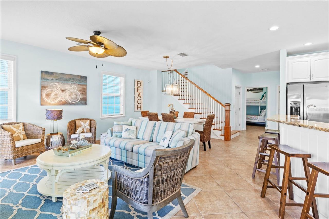7005 Holmes Boulevard, Holmes Beach, FL 34217 Photo