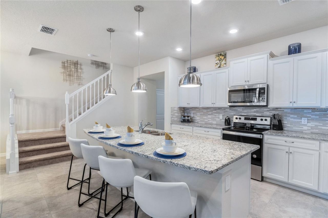 621 Jasmine Lane , Davenport, FL 33897 Photo