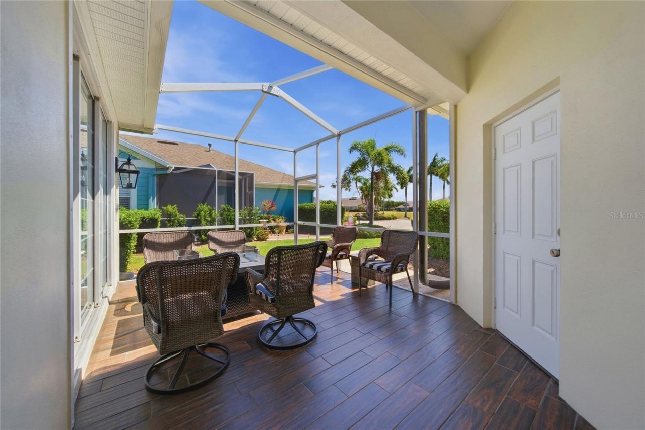 5610 Golden Isles Drive , Apollo Beach, FL 33572 Photo