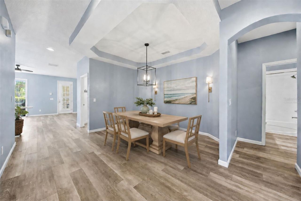 5610 Golden Isles Drive , Apollo Beach, FL 33572 Photo