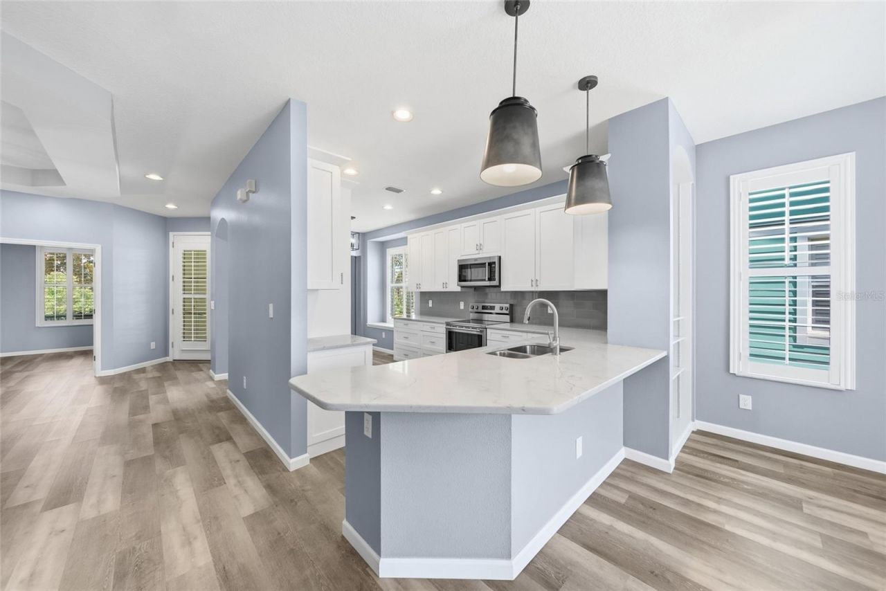 5610 Golden Isles Drive , Apollo Beach, FL 33572 Photo