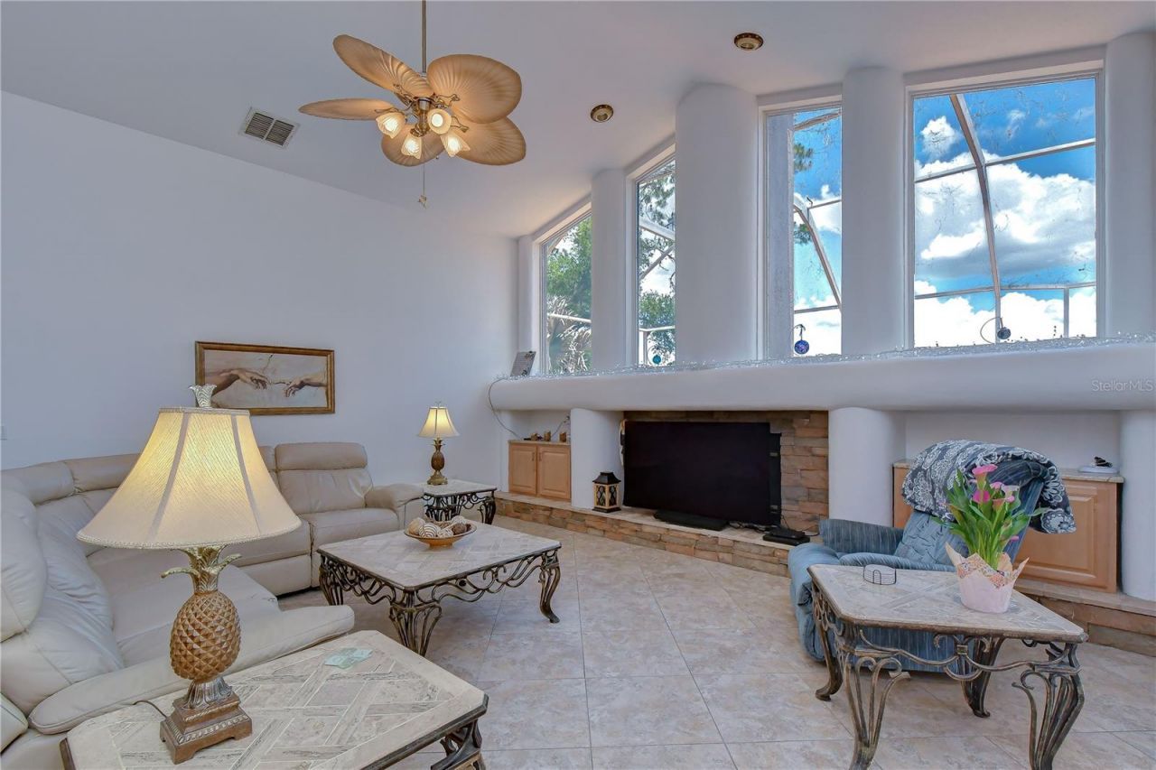 3810 Turkey Oak Drive , Valrico, FL 33596 Photo