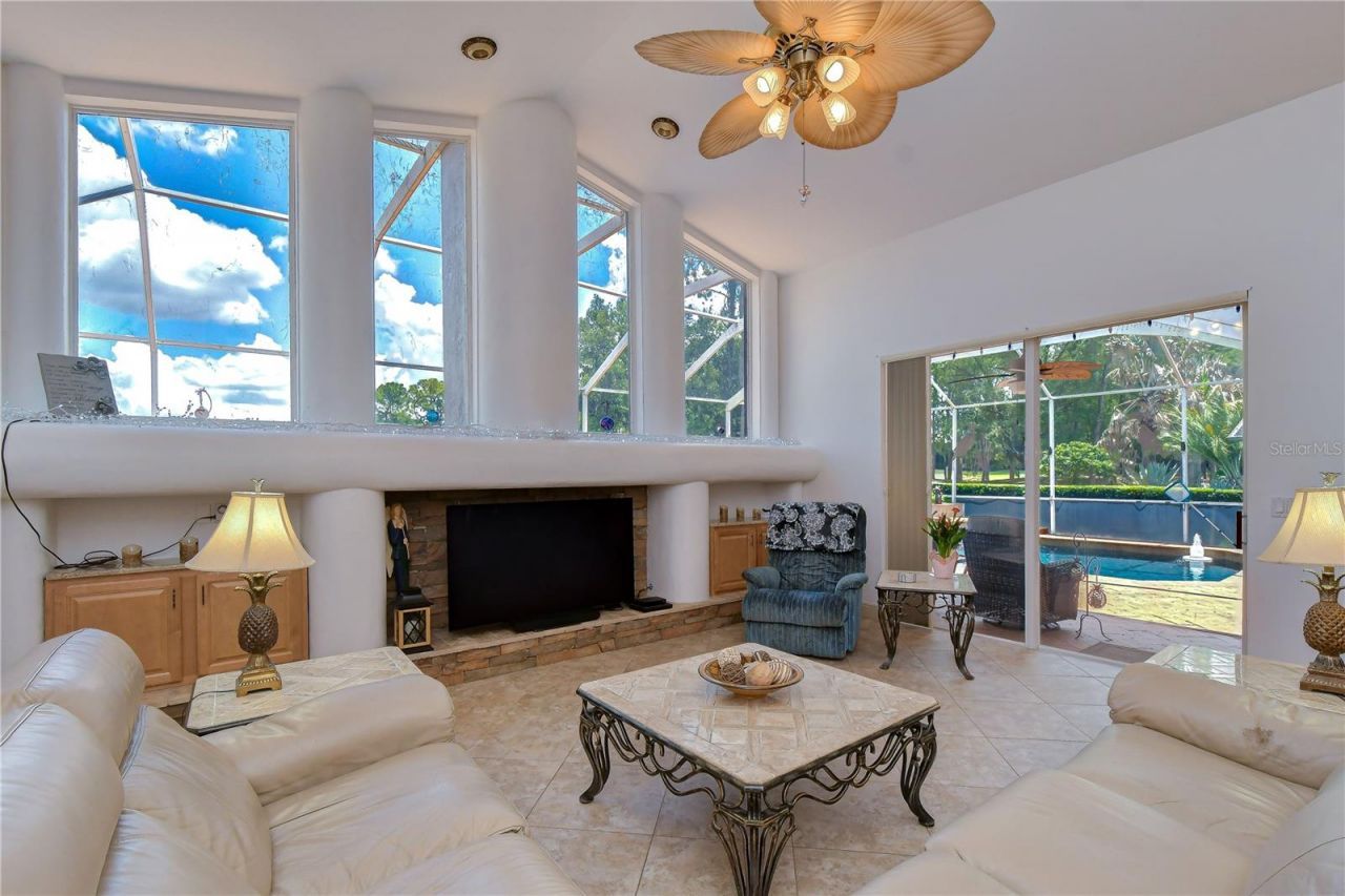 3810 Turkey Oak Drive , Valrico, FL 33596 Photo