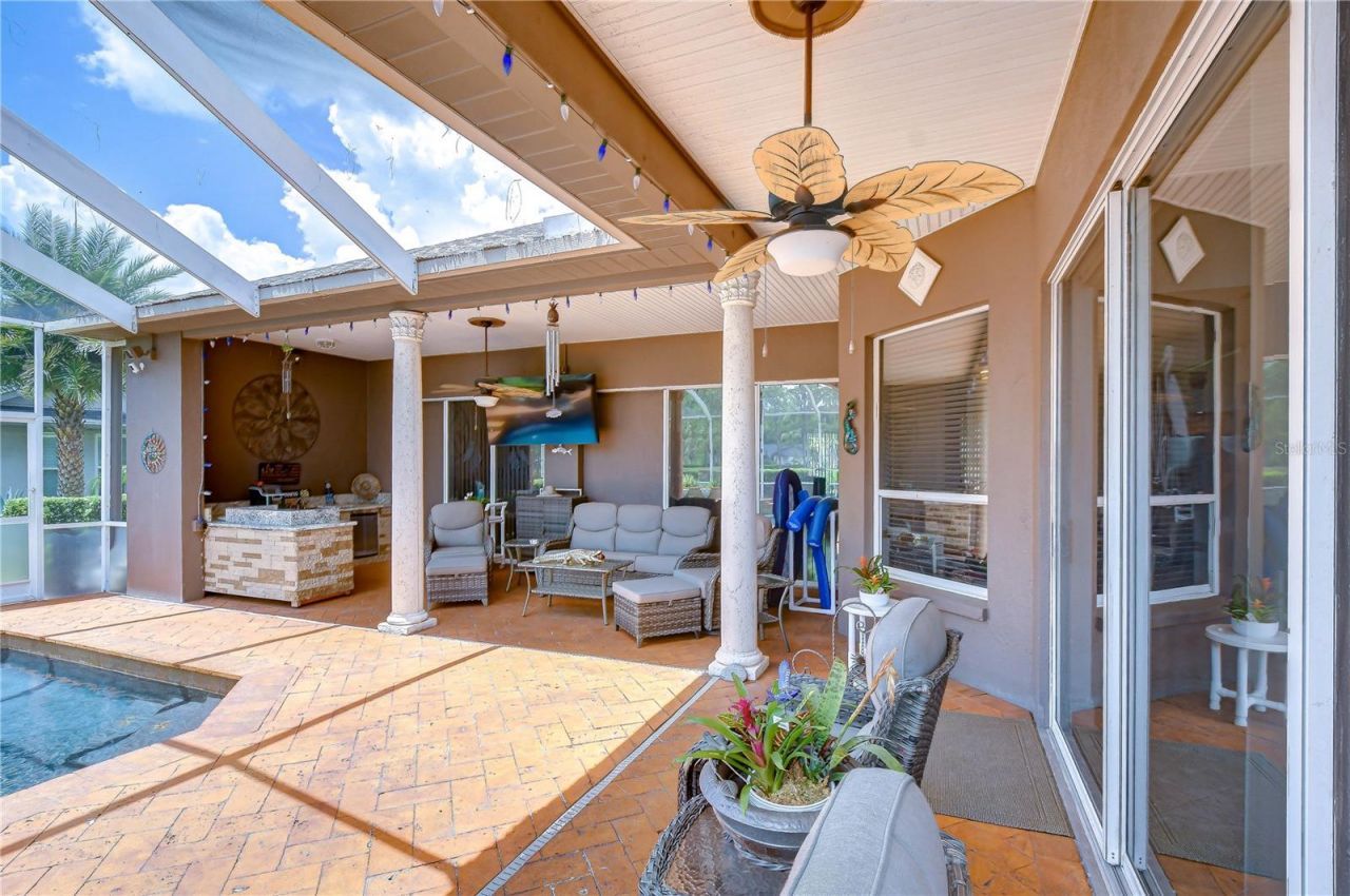 3810 Turkey Oak Drive , Valrico, FL 33596 Photo