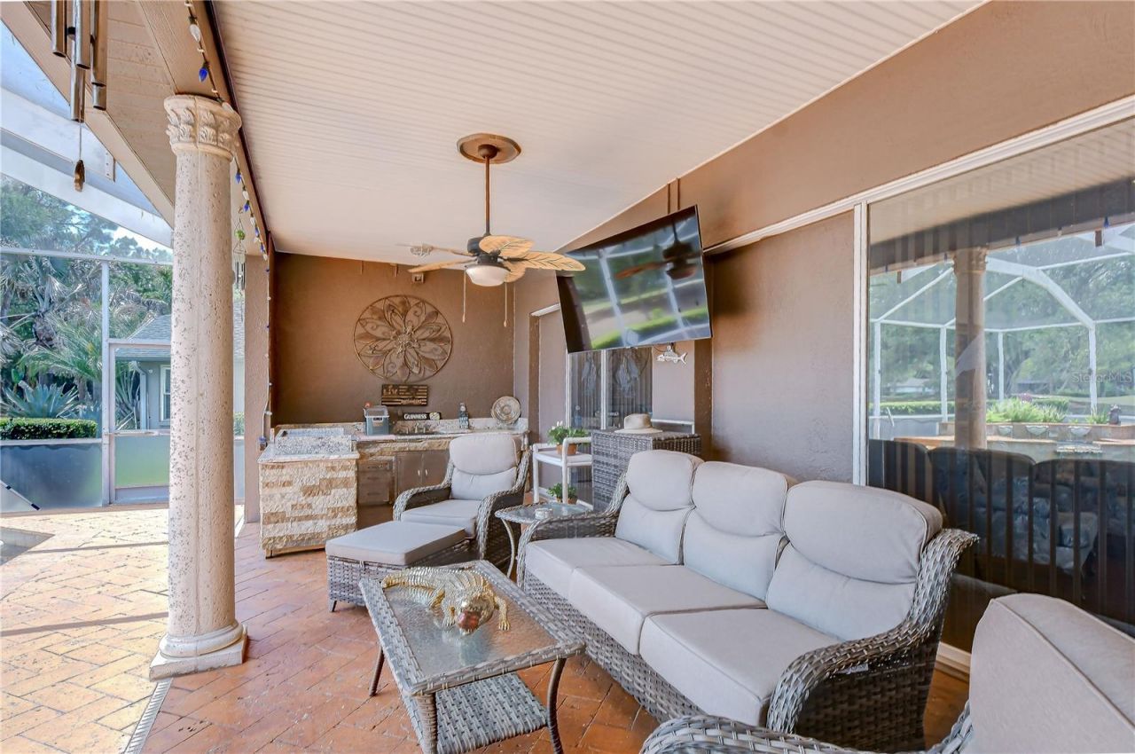 3810 Turkey Oak Drive , Valrico, FL 33596 Photo