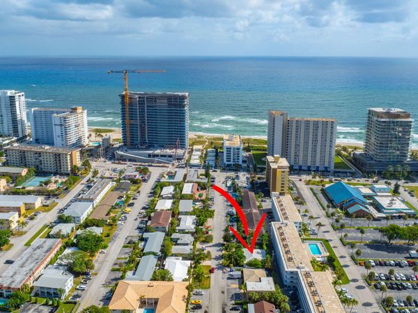 3208 NE 8th Court, Unit 1, Pompano Beach, FL 33062