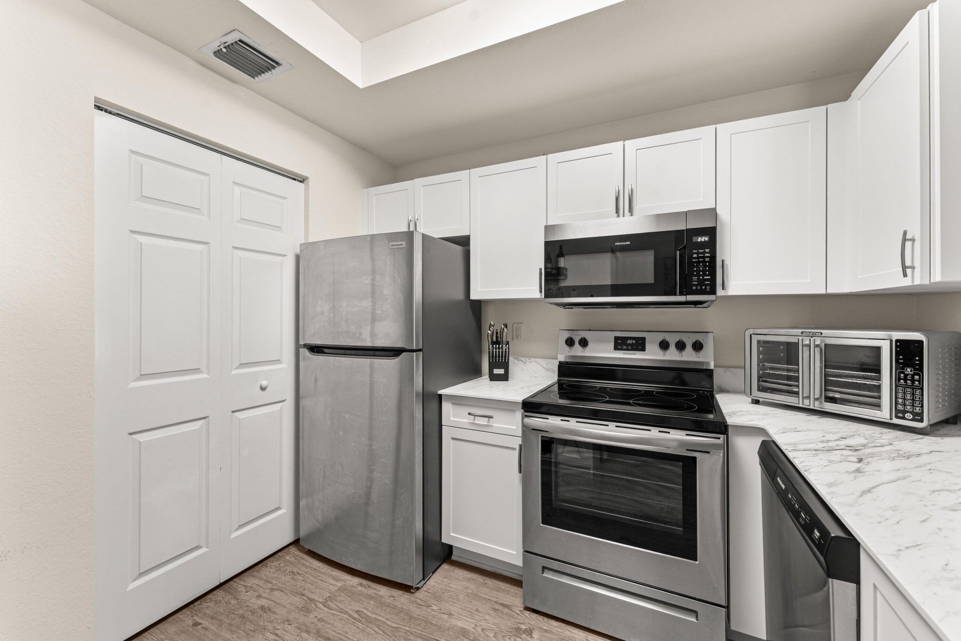 2801 Sarento Place, Unit 102, Palm Beach Gardens, FL 33410 Photo