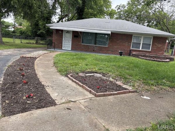 6835 Chamberlain Anex , St Louis, MO 63130