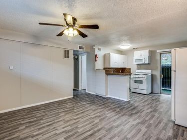 2213 Capri Drive, Unit 105, Fort Worth, TX 76114