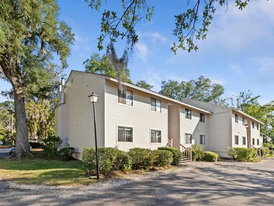 91 Ashley Hall Plantation Road, Unit 4, Charleston, SC 29407