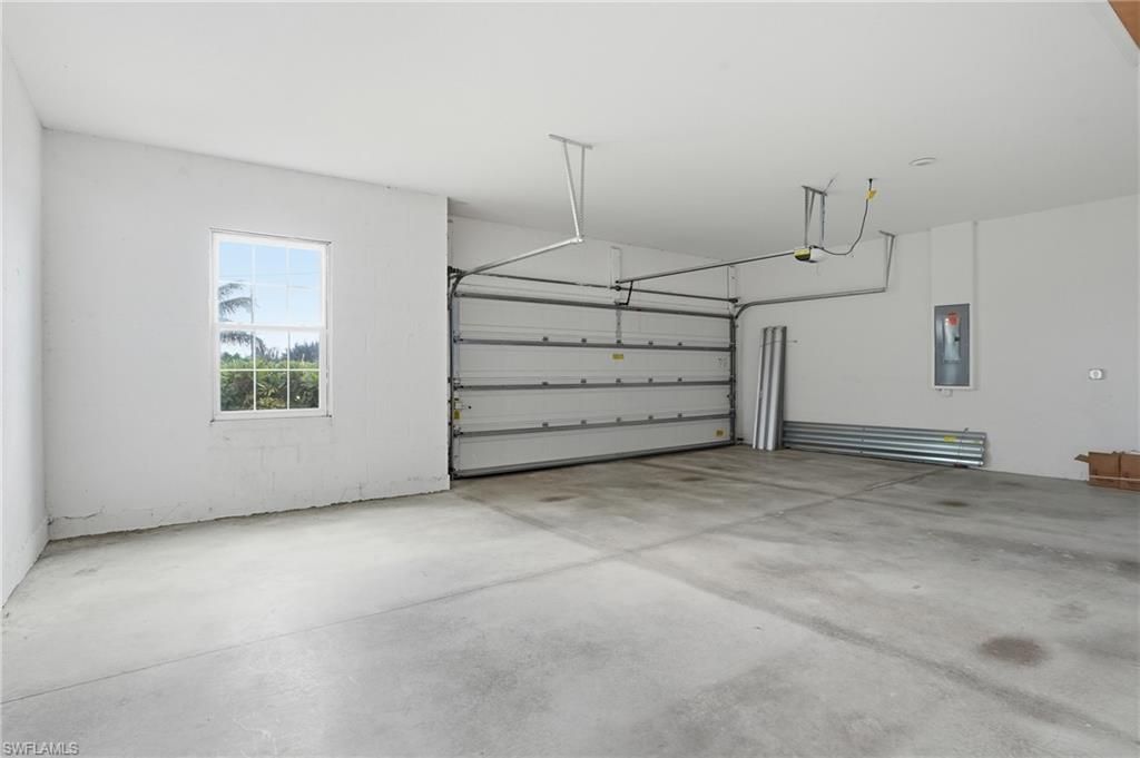12 SW 22nd Ave, Cape Coral, FL 33991 Photo