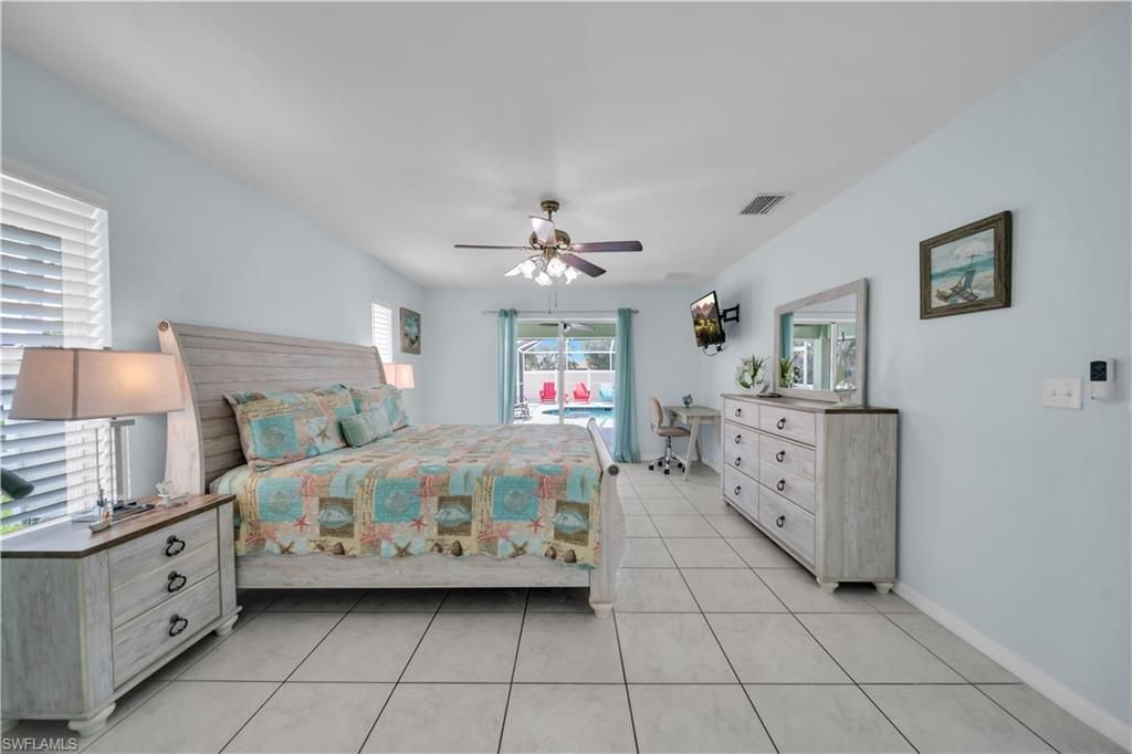 1722 SW 38th Ter , Cape Coral, FL 33914 Photo