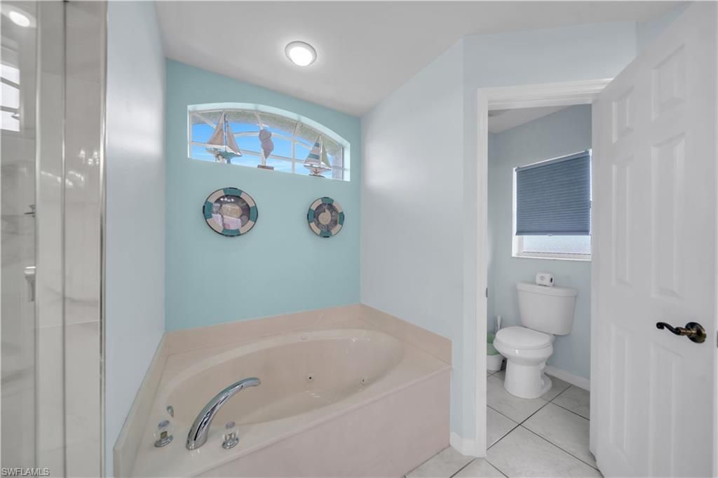 1722 SW 38th Ter , Cape Coral, FL 33914 Photo