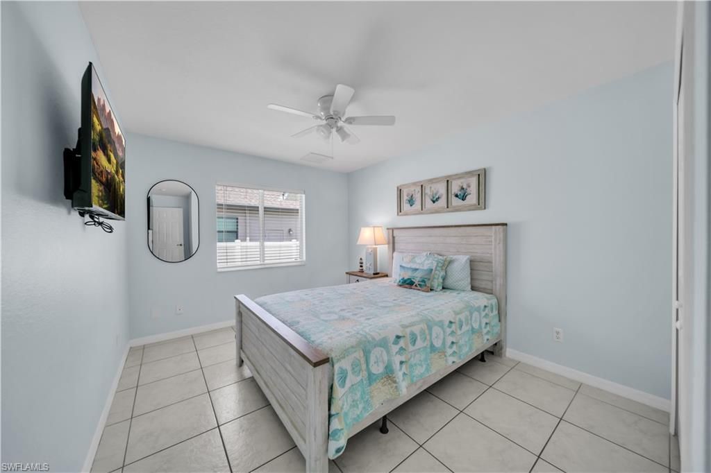 1722 SW 38th Ter , Cape Coral, FL 33914 Photo