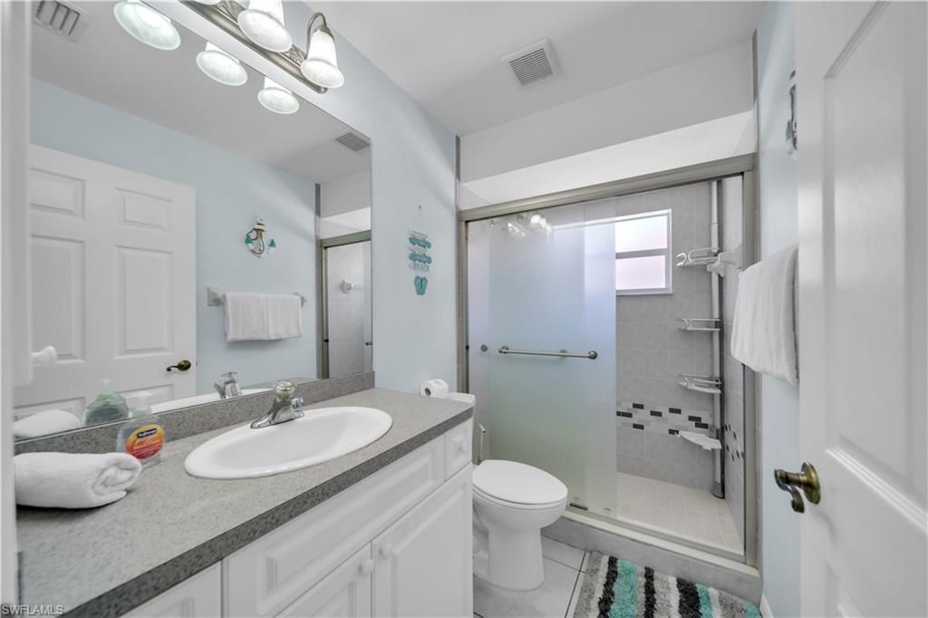 1722 SW 38th Ter , Cape Coral, FL 33914 Photo
