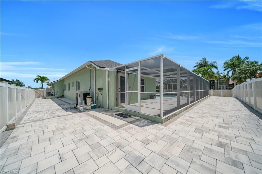 1722 SW 38th Ter , Cape Coral, FL 33914 Photo