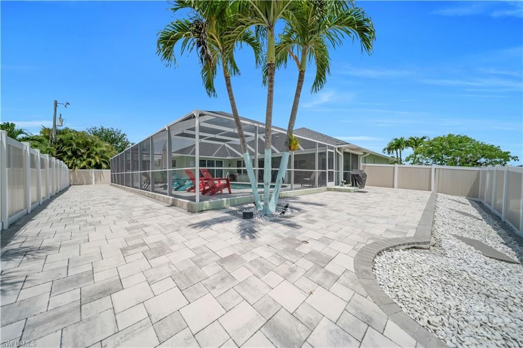 1722 SW 38th Ter , Cape Coral, FL 33914 Photo