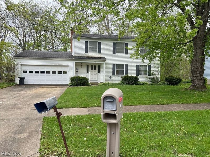 196 Chatham Drive , Aurora, OH 44202 Photo 1