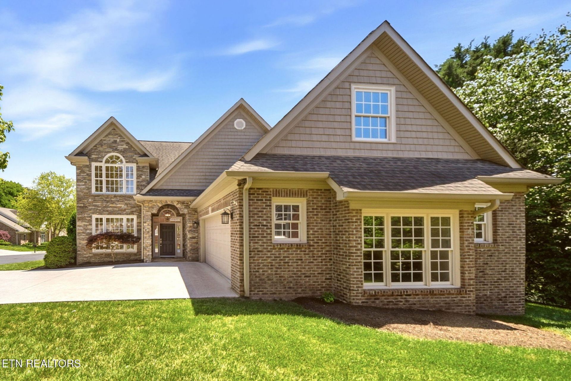 1833 Stone Harbor Way, Knoxville, TN 37922 Main Photo