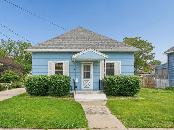 400 E 3rd Street S, Newton, IA 50208