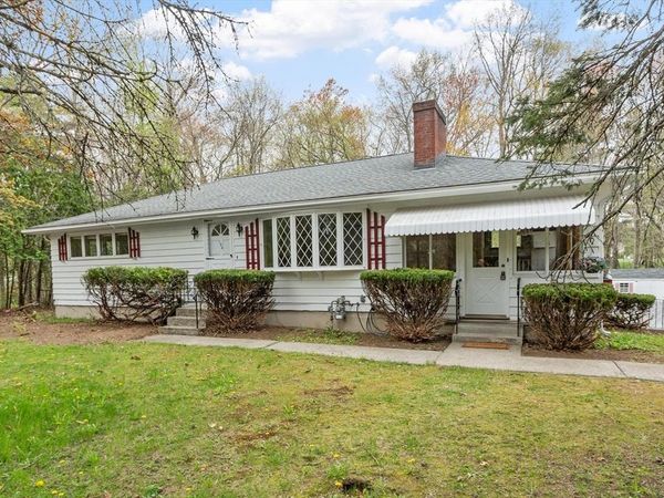 108 Lowell Rd, Pepperell, MA 01463