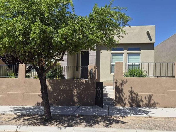 5417 E Village Avenue NE, Rio Rancho, NM 87144