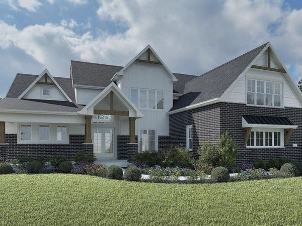 N65W38082 Woodlake DRIVE, Oconomowoc, WI 53066