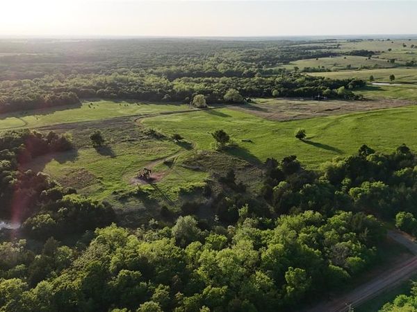 10 N 3330 Road, Carney, OK 74832