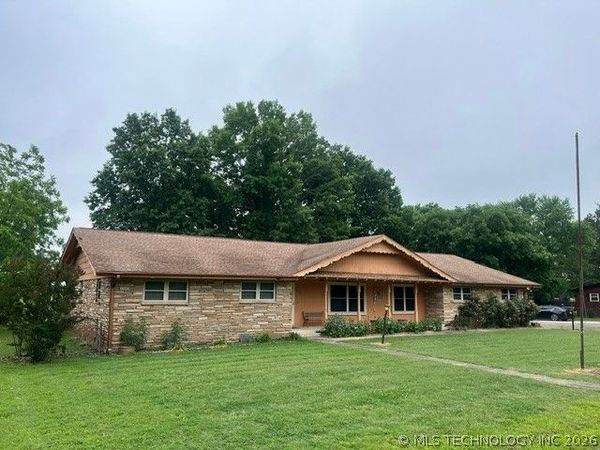 603 7th Avenue , Warner, OK 74469