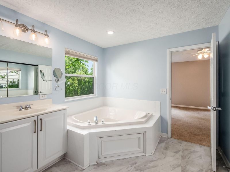 5560 Tayside Circle , Dublin, OH 43016 Photo 29
