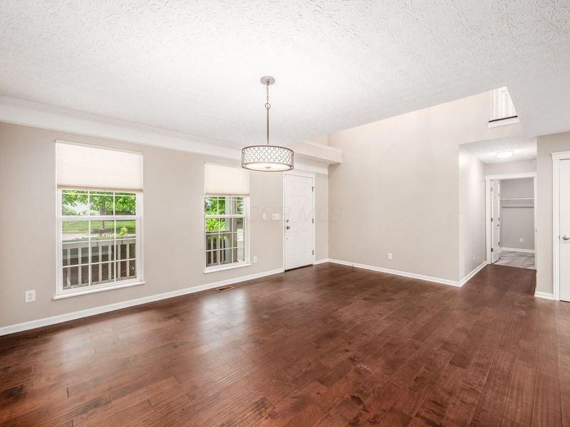 5560 Tayside Circle , Dublin, OH 43016 Photo 7