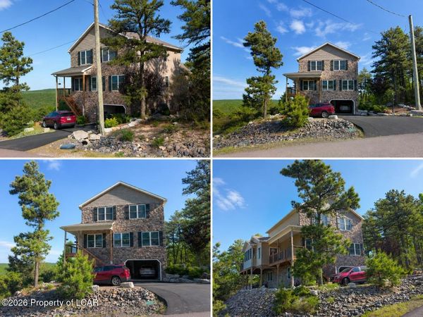 532 Buck Mountain Boulevard, Hazleton, PA 18202