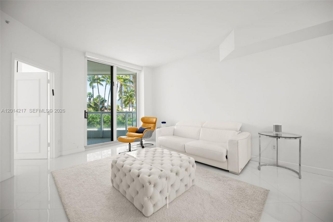 21050 Point Pl, Unit 302, Aventura, FL 33180 Photo