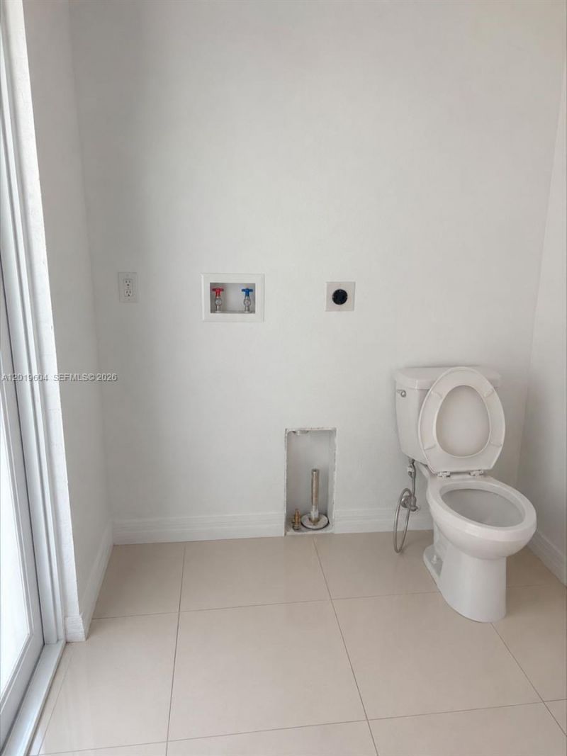 1507 NW 100th St, Miami, FL 33147 Photo
