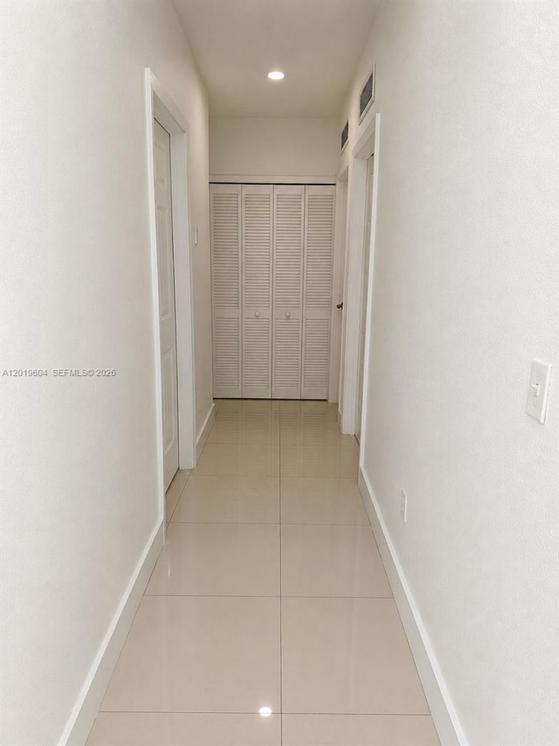 1507 NW 100th St, Miami, FL 33147 Photo