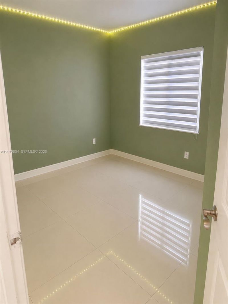 1507 NW 100th St, Miami, FL 33147 Photo