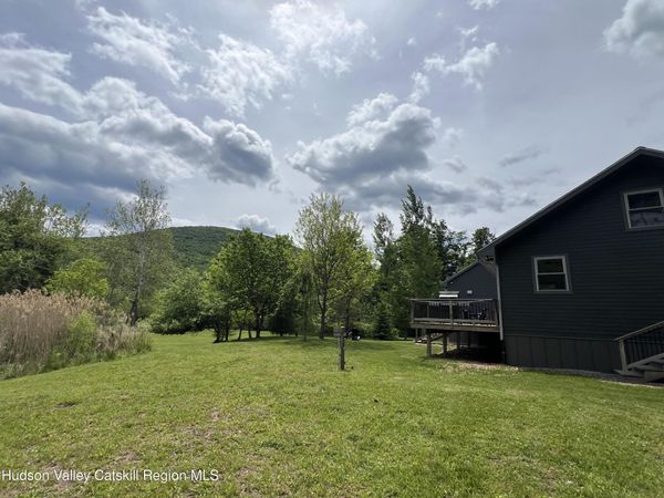 4599 New York 212, Willow, NY 12495