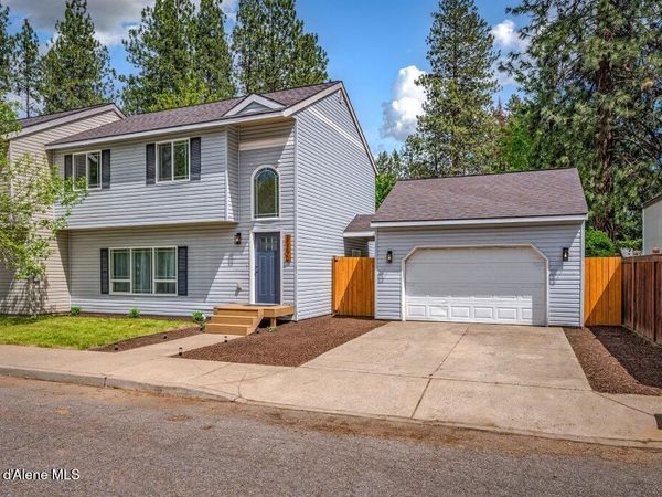 3206 N 9th St, Coeur d'Alene, ID 83815