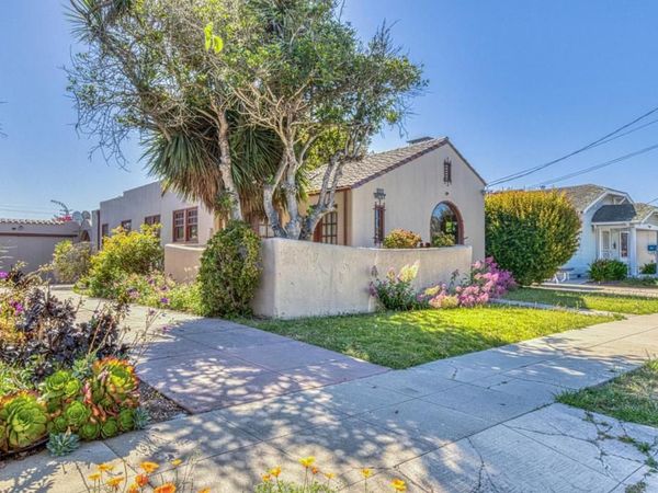 333 West Street, Salinas, CA 93901