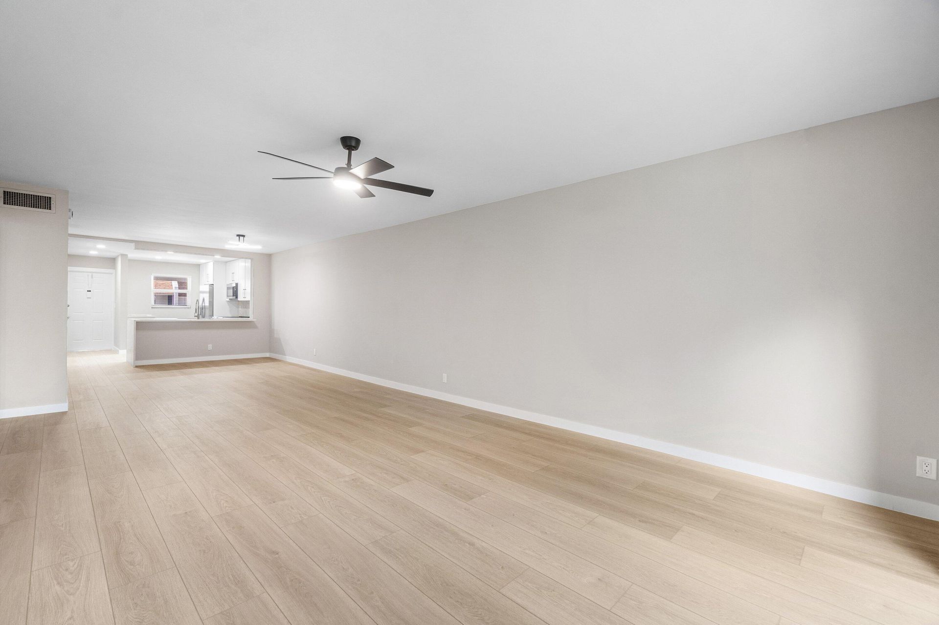 2905 SW 22nd Avenue, Unit 2020, Delray Beach, FL 33445 Photo