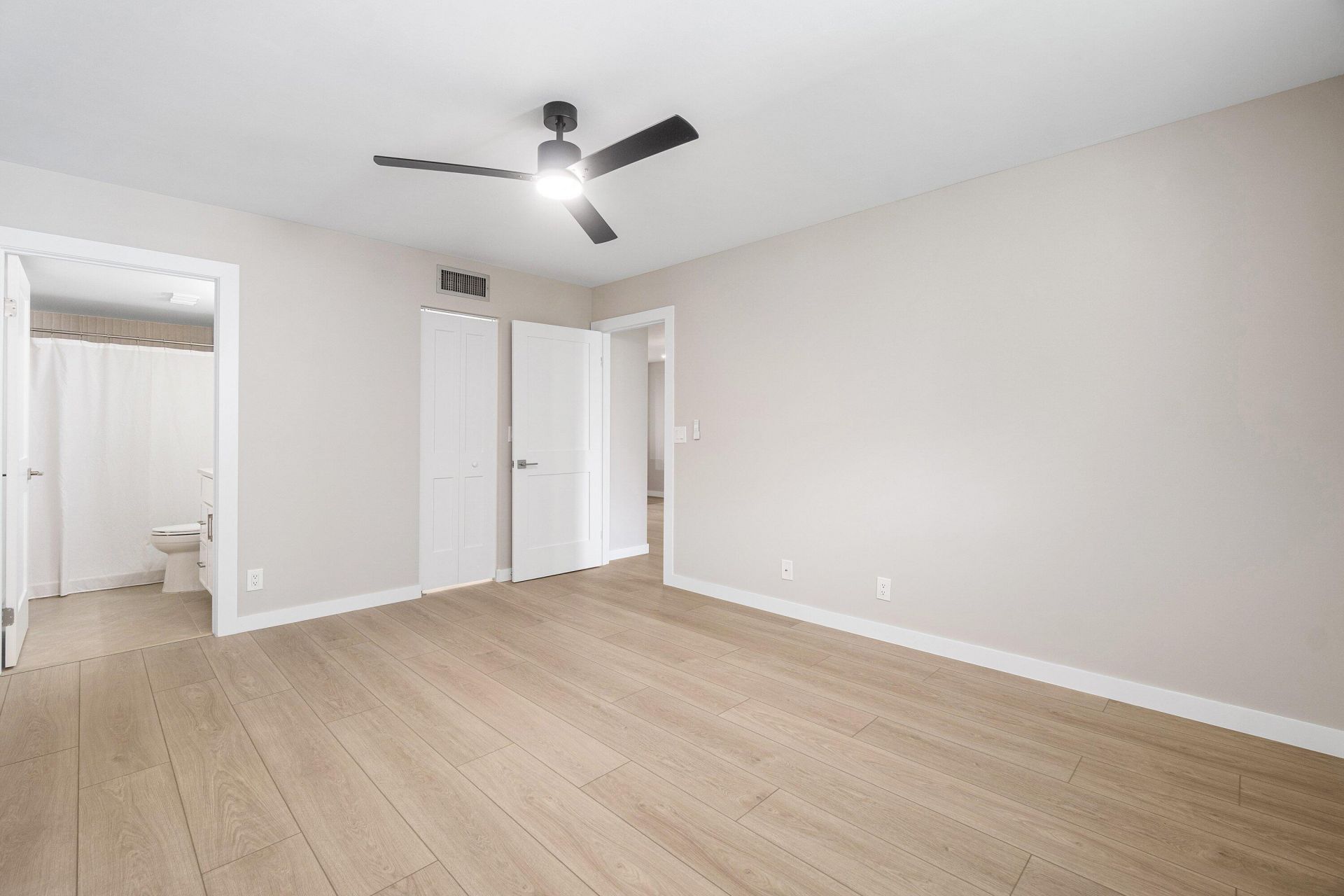 2905 SW 22nd Avenue, Unit 2020, Delray Beach, FL 33445 Photo