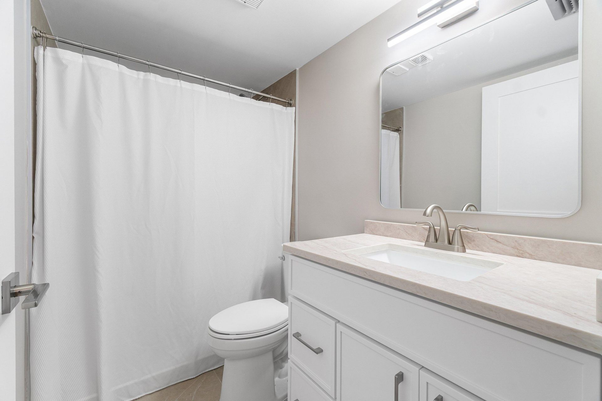 2905 SW 22nd Avenue, Unit 2020, Delray Beach, FL 33445 Photo