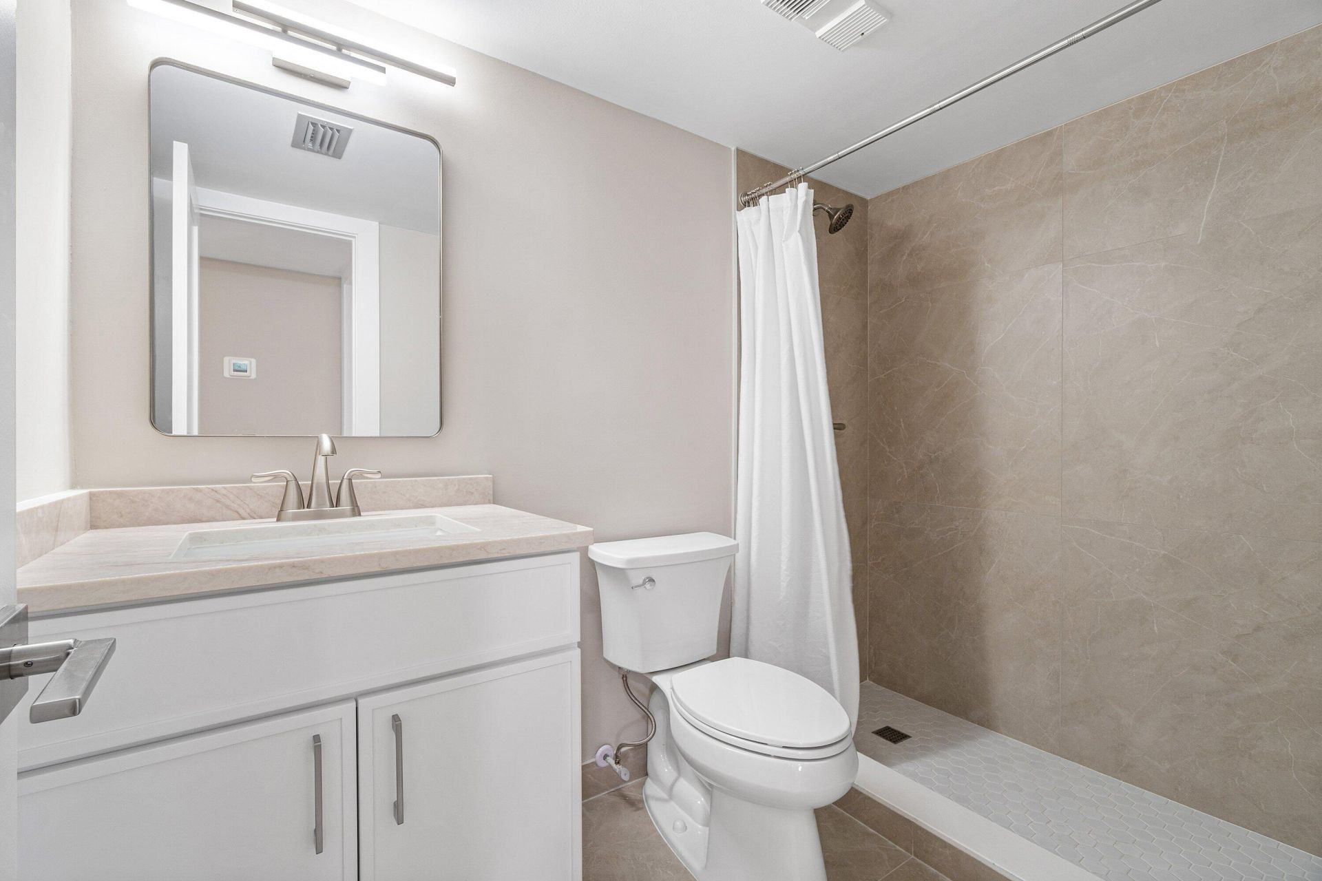 2905 SW 22nd Avenue, Unit 2020, Delray Beach, FL 33445 Photo