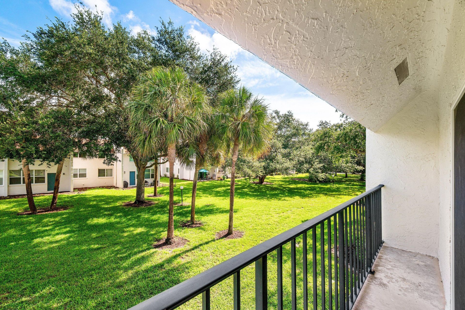 2905 SW 22nd Avenue, Unit 2020, Delray Beach, FL 33445 Photo