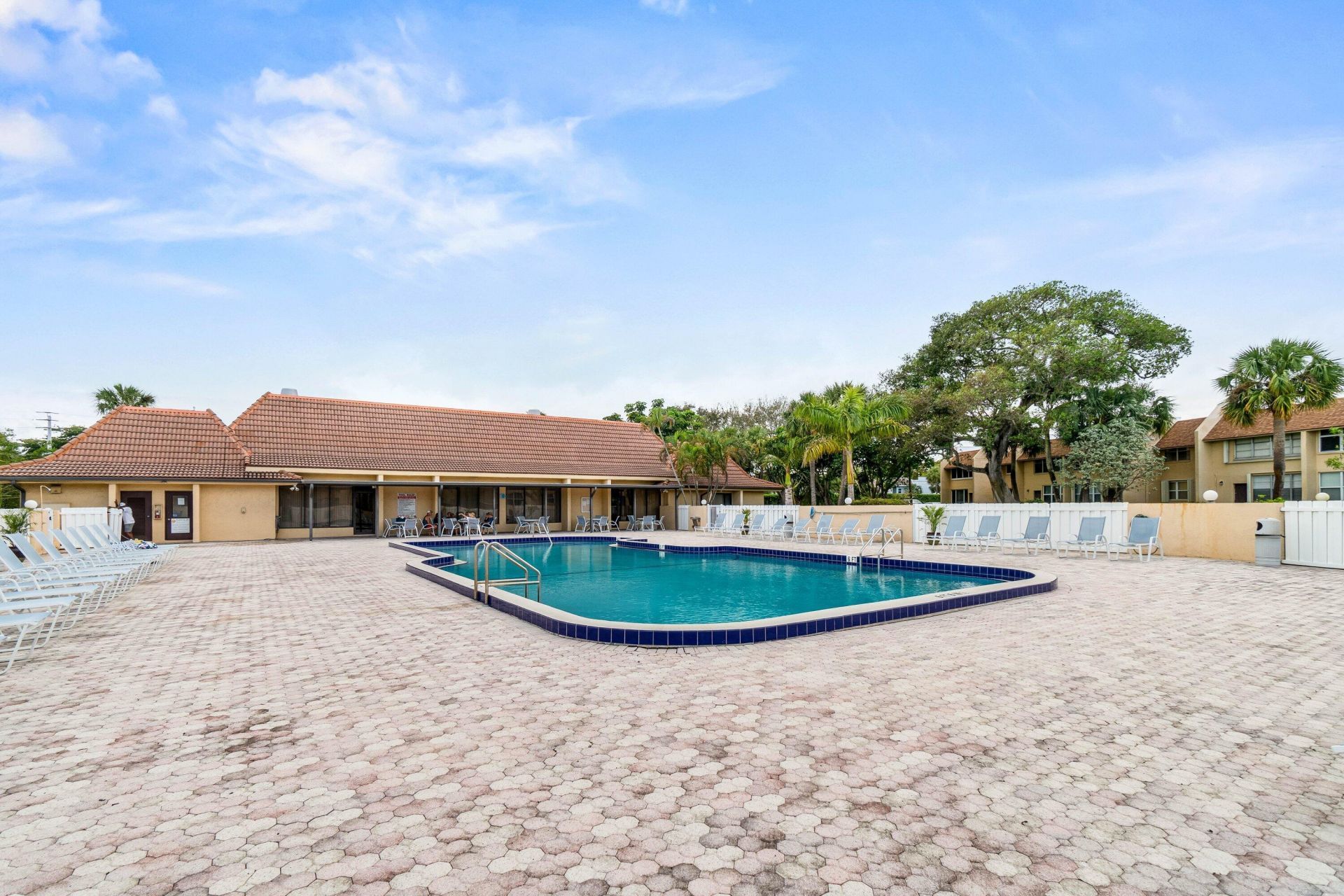 2905 SW 22nd Avenue, Unit 2020, Delray Beach, FL 33445 Photo